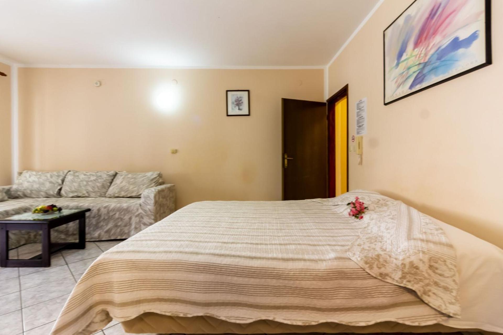 Apartments Mir Fazana Bagian luar foto